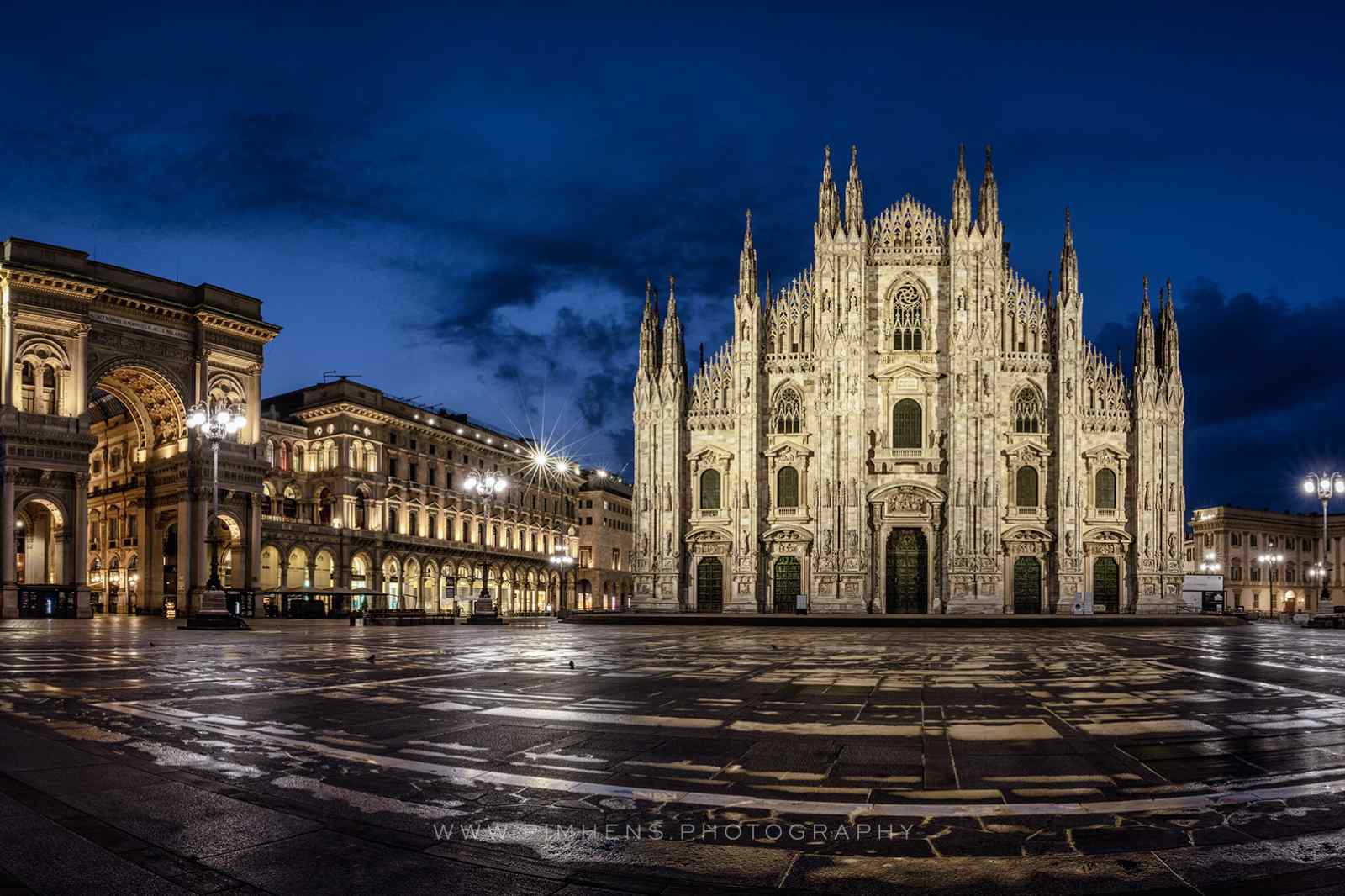 Milano Duomo blue hour